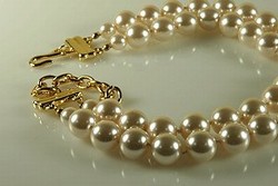 Double Strand Pearl Choker 12mm