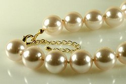 Pearl Necklace Single strand 14 mm