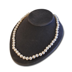 Wholesale Hand Knotted Pearl Necklace Beautiful 8mm pearls, 18" (1 dozen minimum)
56706