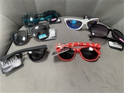 Woman's Sunglasses - Foster Grants 25 pairs